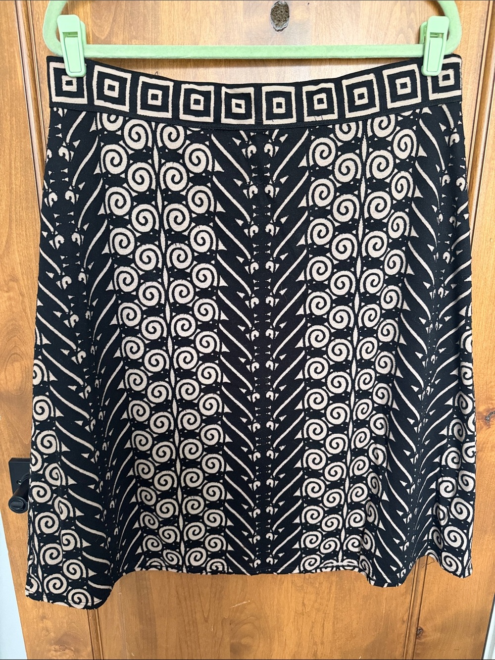 Max Studio patterned skirt
